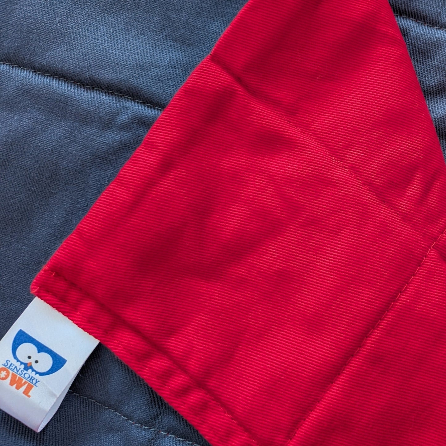 Navy and red cotton weighted blanket