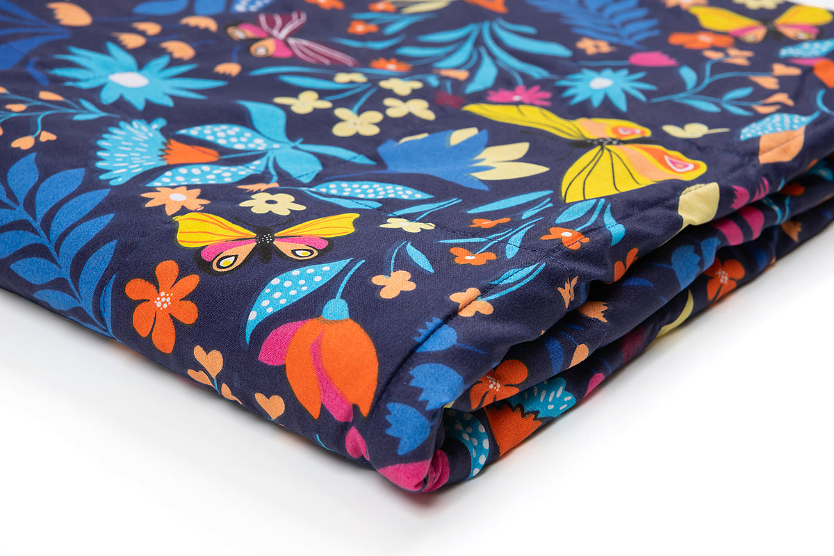 SUMMER MEADOW COTTON TOP WEIGHTED BLANKET print close up