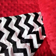 Load image into Gallery viewer, ZIG ZAG MINKY WEIGHTED BLANKET | SENSORY OWL